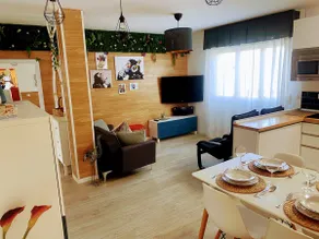 Penthouse mit Terrasse im Zentrum von Luanco - Image 3