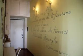 Alice's Suite - Image 3