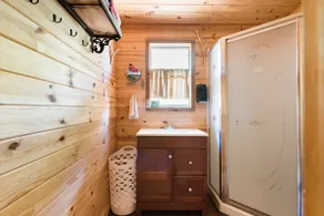 Treehouse Cabin/ Beach and Lake Access - Image 4