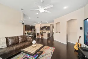 1-min from Hwy, 125” Projector, PS4, 3 BR 2 BA - Image 2