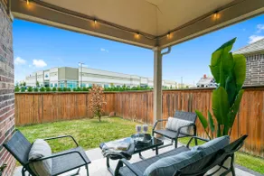 1-min from Hwy, 125” Projector, PS4, 3 BR 2 BA - Image 5