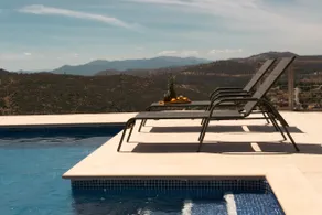 Casa Zúrich: swimming pool, jacuzzi and incredible views - Image 3