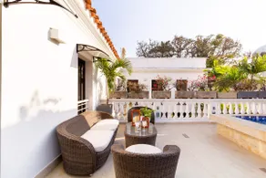 STUNNING VILLA w/Private Terrace & Splash Pool in the Old Town - Image 4