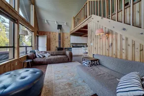 Lake Front Cabin. View, Private Dock & Hot Tub. - Image 2