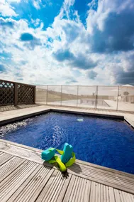 Holiday Home *** - 2 Bedrooms - Heated Pools - Image 5