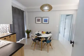 House in the Center - Image 3