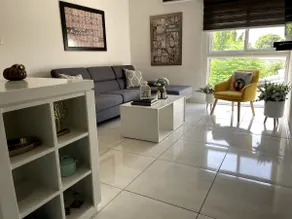New and modern apartment, in a good location. - Image 4