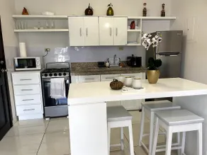 New and modern apartment, in a good location. - Image 2