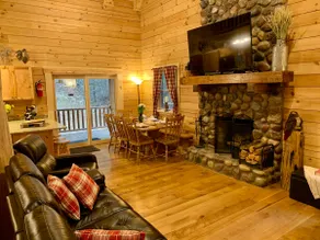 Hawking Pond Cabin - Located in Hocking Hills, Ohio. - Image 4