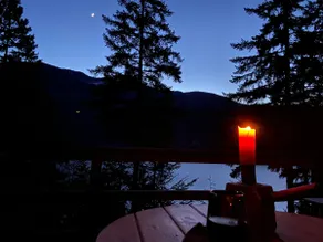 Three Bears Lakefront Cabin - Image 5