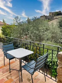 Centre Grignan, Haus mit Garten, Blick auf die Burg - Image 4