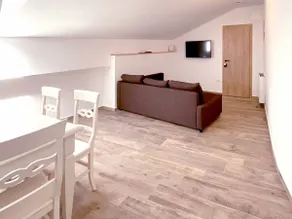 Soca Guesthouse - Image 5
