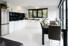 Altura Apartment Bright - Image 4