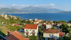 Modern apartment with gorgeous views of Kotor Bay - Image 4