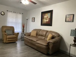 Cozy home in Aggieland Brentwood - Image 3