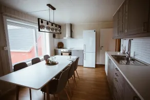 Beach apartment with unique view - Image 5