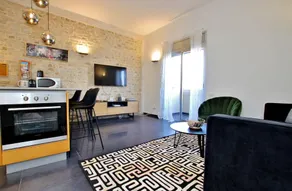 VACATION APARTMENT IN TLV NEXT TO HILTON BEACH - Image 2