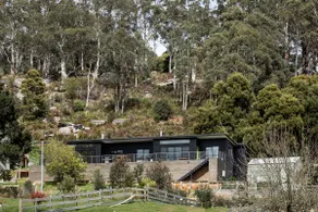 Lake View Derby 'Cascade' - Image 2