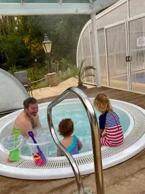 Secluded Woodland Lodge | Pool, Hot Tub & Sauna - Image 4