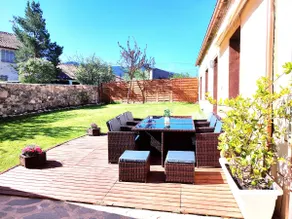 Charming and relaxing, now with a jacuzzi. - Image 4