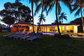 Waterfront Home 4 Bedroom w/Pool, and Game Room! - Image 3
