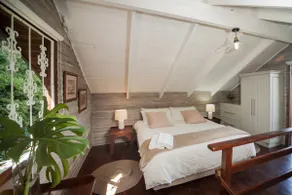 Deluxe Cabin 6 - Image 2