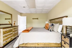 Oak Ridge Secret City Retreat- Private Heated Pool - Image 5