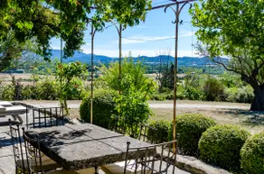 La Bergerie, Luberon without crowds, magical view - Image 3