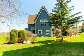 White Cedar Chalet (Pool & Free Village Shuttle) - Image 2