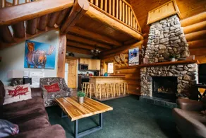 Yoho Bothy, a log cabin retreat in the Rockies - Image 4