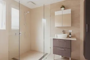 Quiet 2‑Bed with Full Kitchen. Walk to City - Image 3