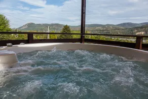 Cute Hillside, the villa with jacuzzi and sauna - Image 3