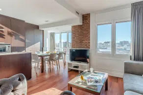 Deluxe Apartment by Fira EnjoyBCN Apartments - Image 2