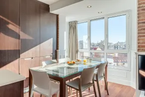 Deluxe Apartment by Fira EnjoyBCN Apartments - Image 4