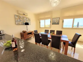 Coral Bay Villa with Sea View - Image 3