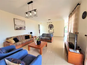 Coral Bay Villa with Sea View - Image 5