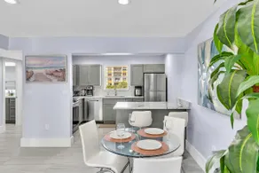 One Bedroom Steps Away From The Beach With Pool - Image 5