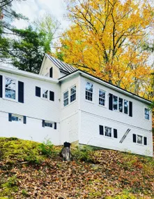 Tranquil Ludlow Waterfront Retreat - Image 2