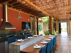 Exclusive house with private cook! - Image 4