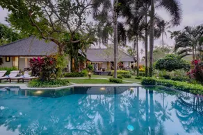 4BR Spacious Suite Private Villa with Garden View - Image 2
