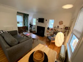 In the Village! Modern Tudor Pad of New Paltz! - Image 3