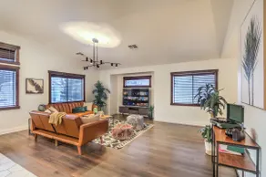 Modern 4BR, 2BA Home w/ Pool and Hot Tub - Image 4