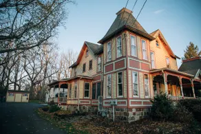 The Painted Lady Sodus Point - Image 5