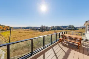 Near Narita Airport / Golf Vacation Villa / Two Free Parking Spaces / The Mansion 19 - Image 2