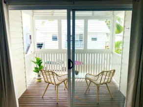 1BR Haven on Seashore, Stroll to Beach/Cafes! - Image 5