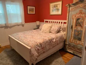 Bluff Street Bungalow - Image 5