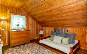 Cabin with spectacular views, creek, & hot tub - Image 2