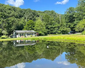 Quiet Waters Cottage--Whole House, On The Water! - Image 2