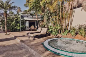 The Circular Villa - jacuzzi, hiking & vineyards - Image 2