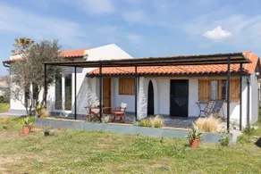 House on the Sand close to Olympia - Image 4